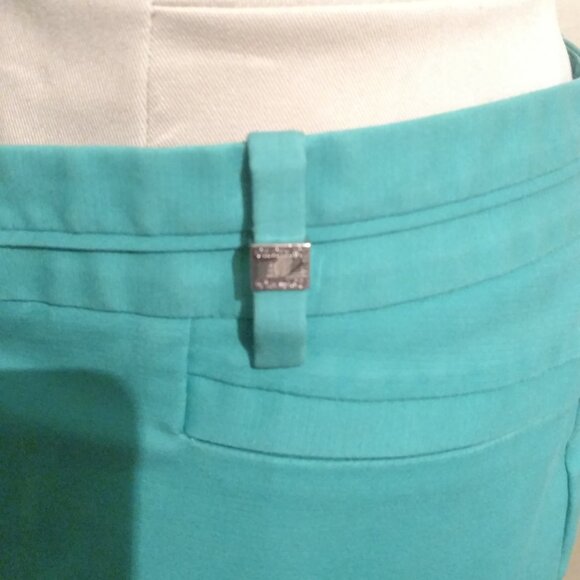 Calvin Klein capris + tops - Picture 6 of 7